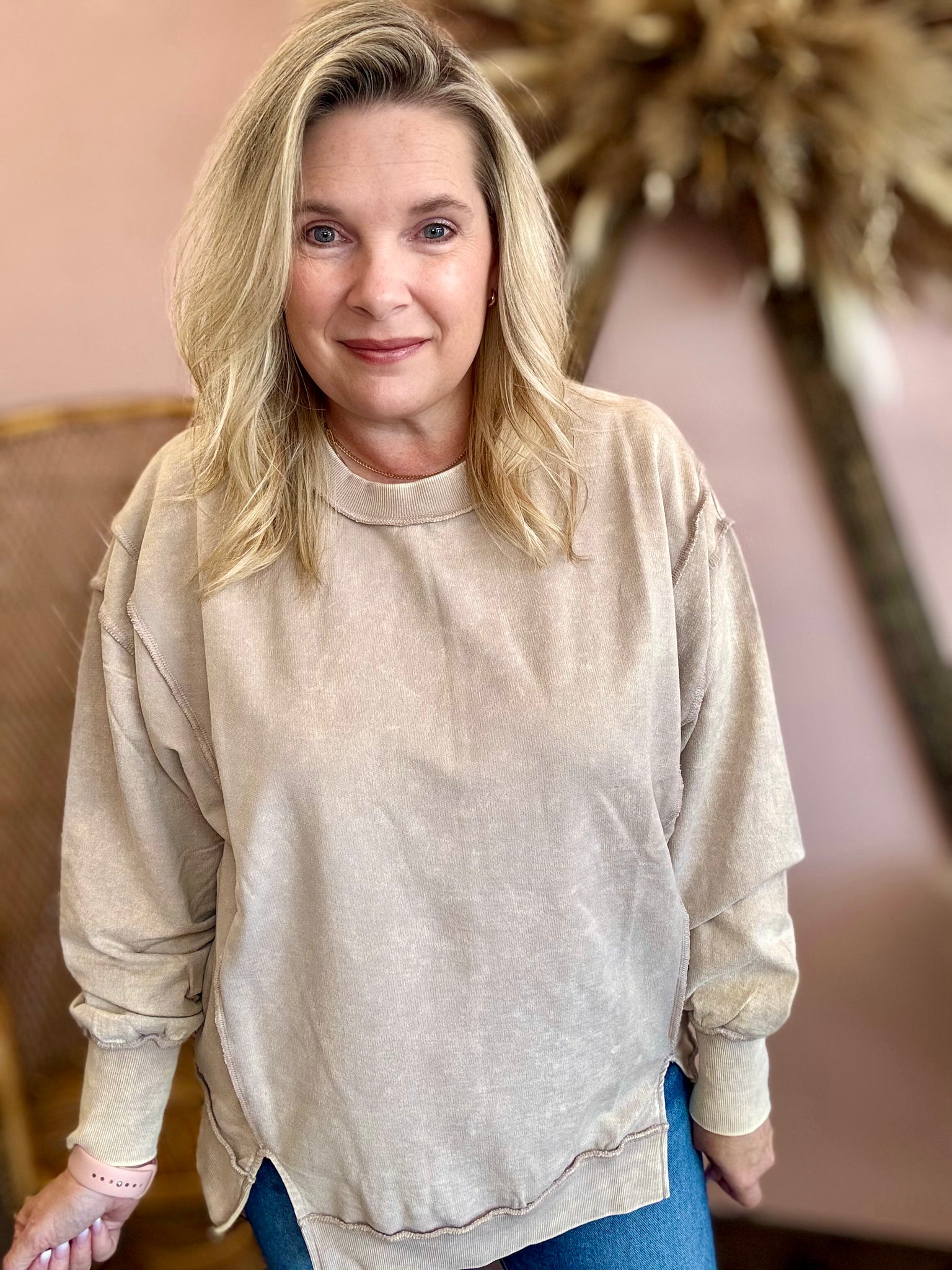 Exposed Seam Sweatshirt Mocha