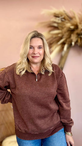 Wear Anywhere Zipper Pullover Brown