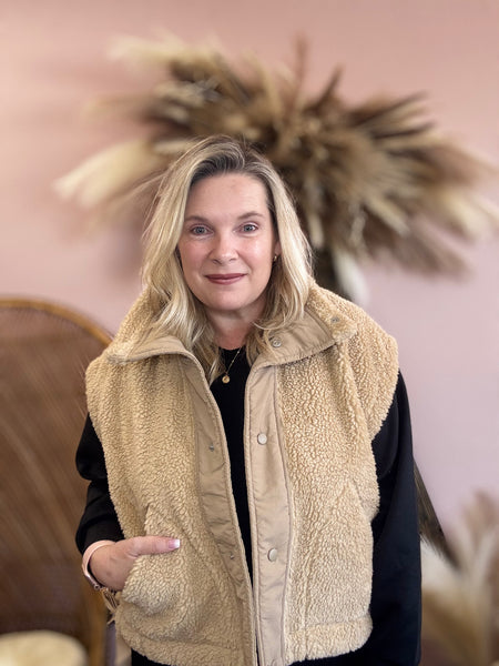 Cozy Sherpa Vest Jacket Beige