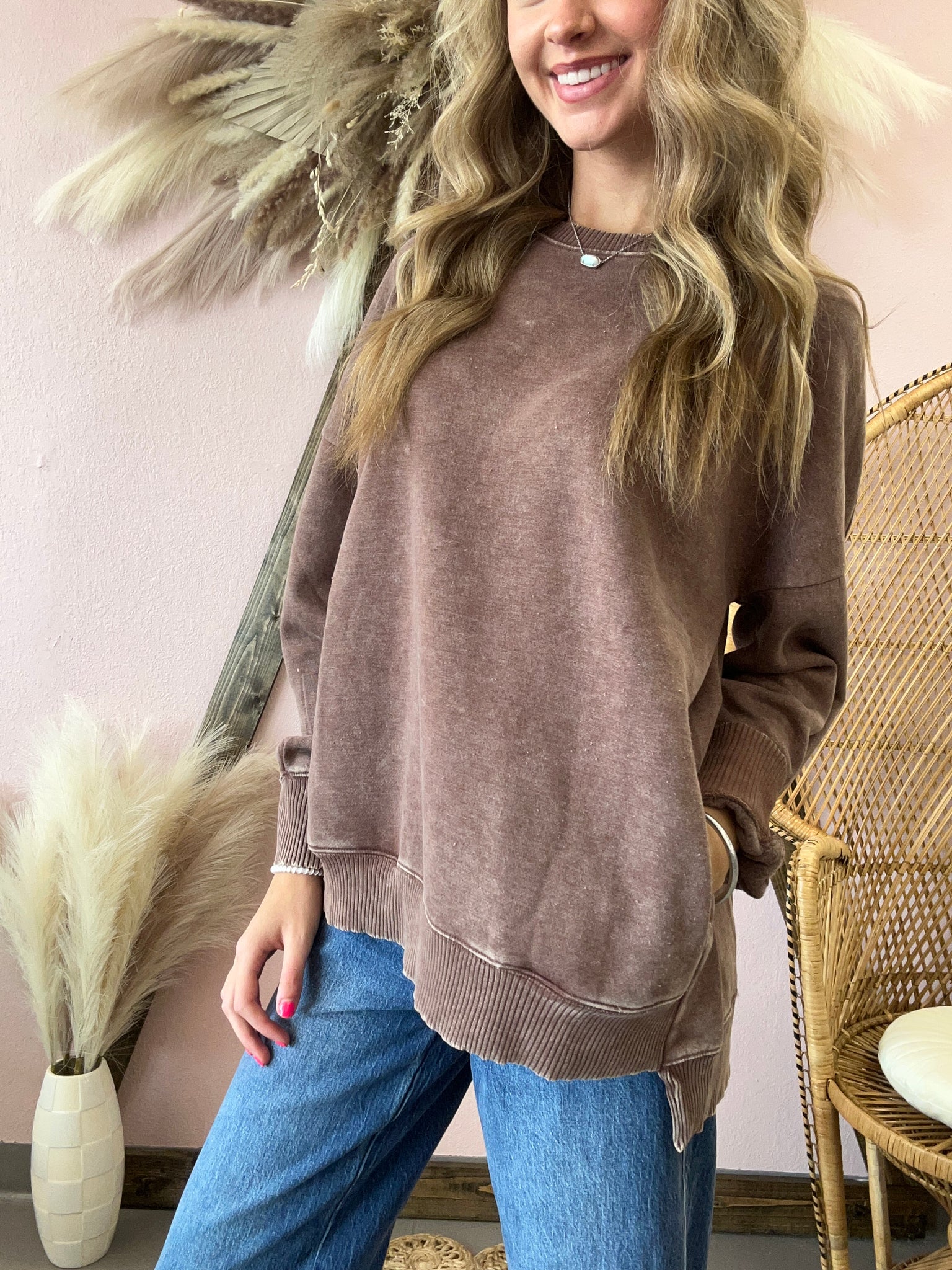 Kenna Pocket Sweatshirt Brown