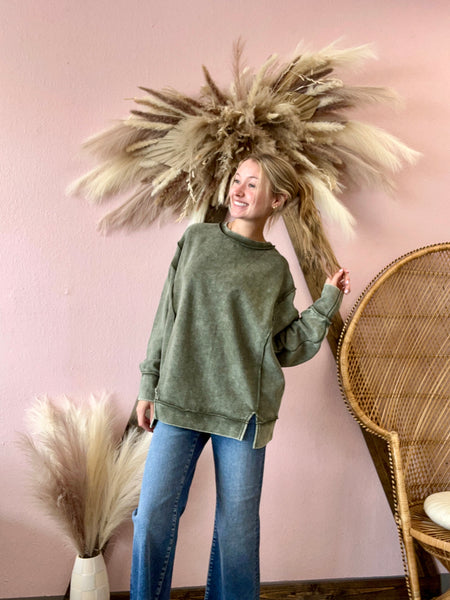 Double Ribbed Pullover Sweatshirt