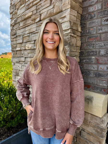 Vintage Fleece Pullover with Pockets Brown