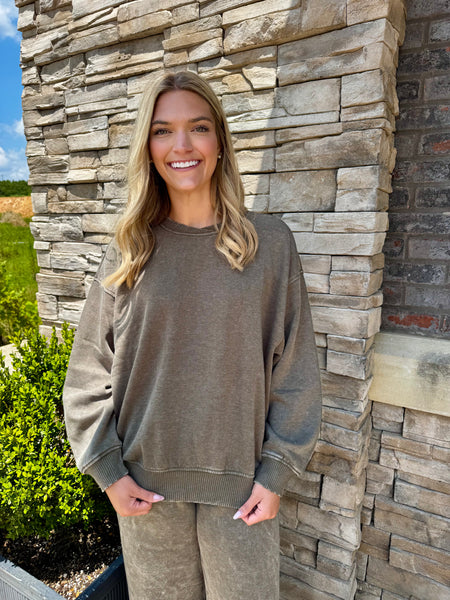 Vintage Vibe Acid Wash Fleece Sweatshirt Olive