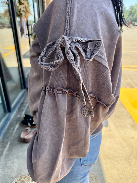 Bow Appliqué Washed Balloon Sleeve Sweatshirt