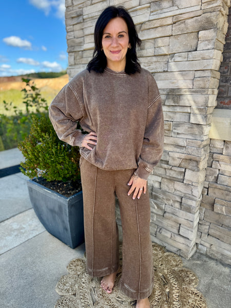 Cozy Girl Sweatshirt Mocha