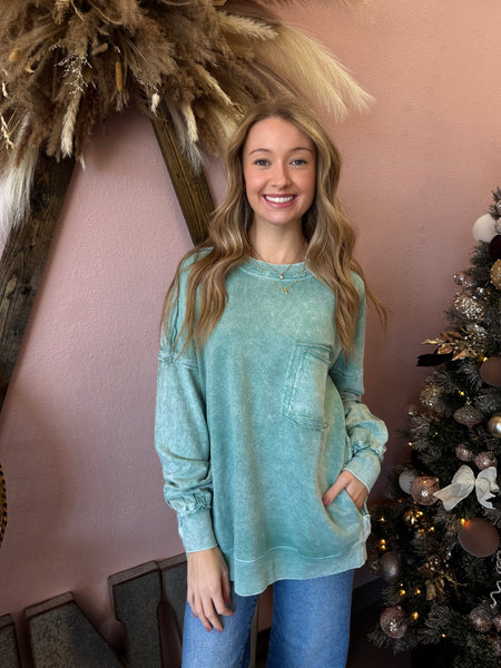 DOORBUSTER Cozy and Warm Pocket Sweatshirt